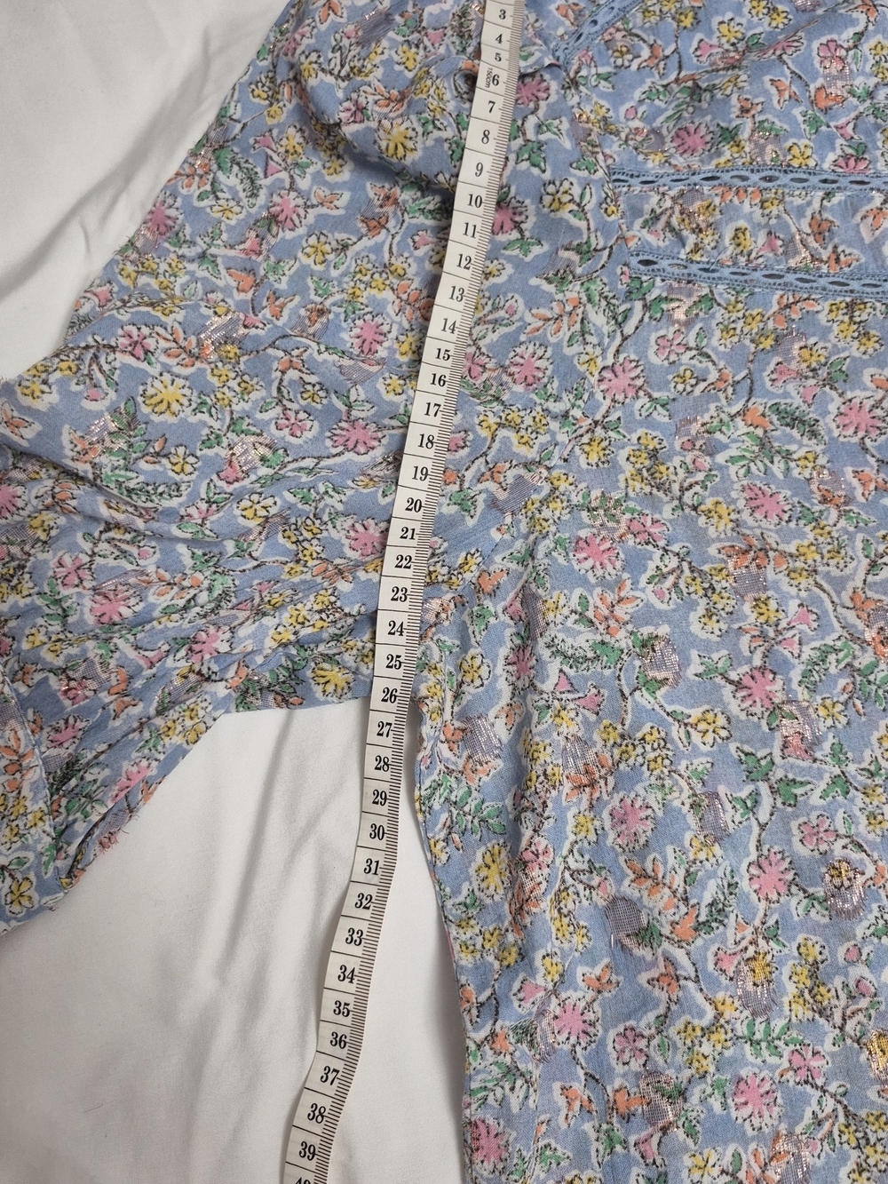 🌸 Democracy Floral Ruffle Button-Front Blouse – Light Blue – Size L - Picture 10 of 13